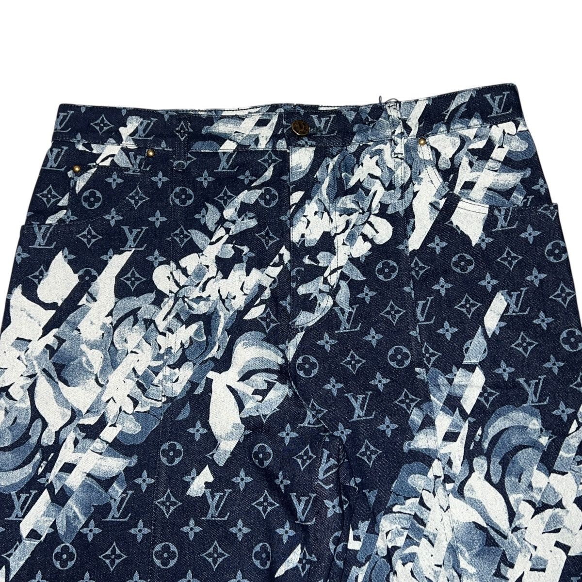 Louis Vuitton LOUIS VUITTON 2024SS Monogram Printed Pants Size US 34 / EU 50 - 2 Thumbnail