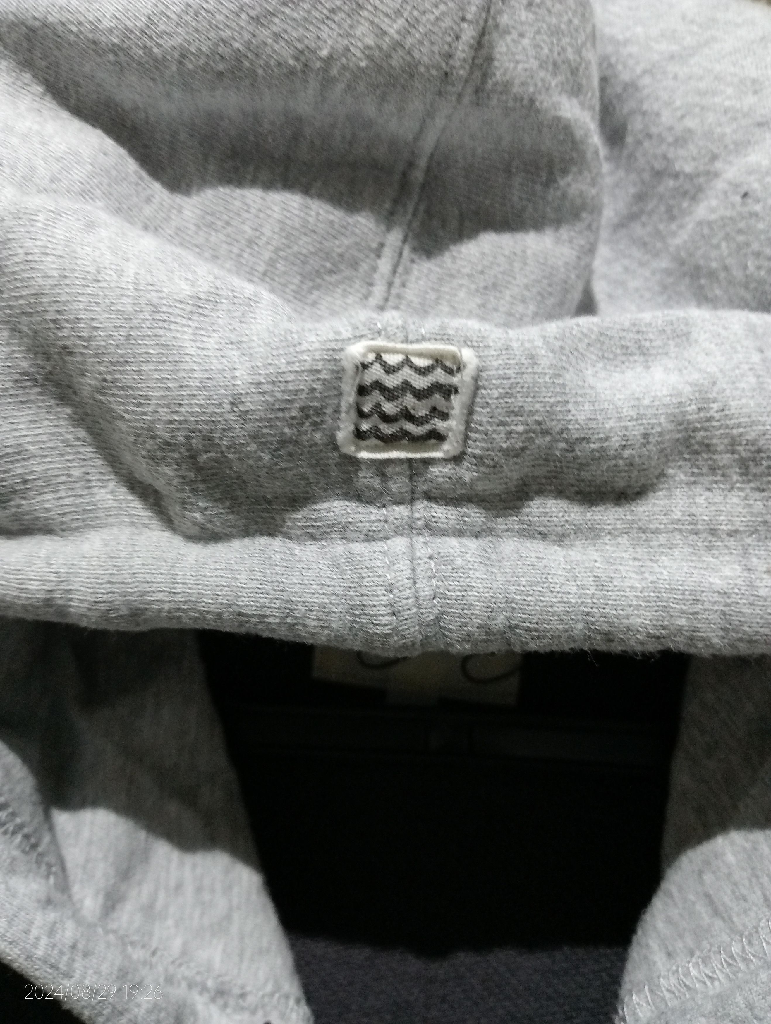 Billabong Vintage Billabong Zipper Pullover Hoodie Very Rare Size US L / EU 52-54 / 3 - 4 Thumbnail