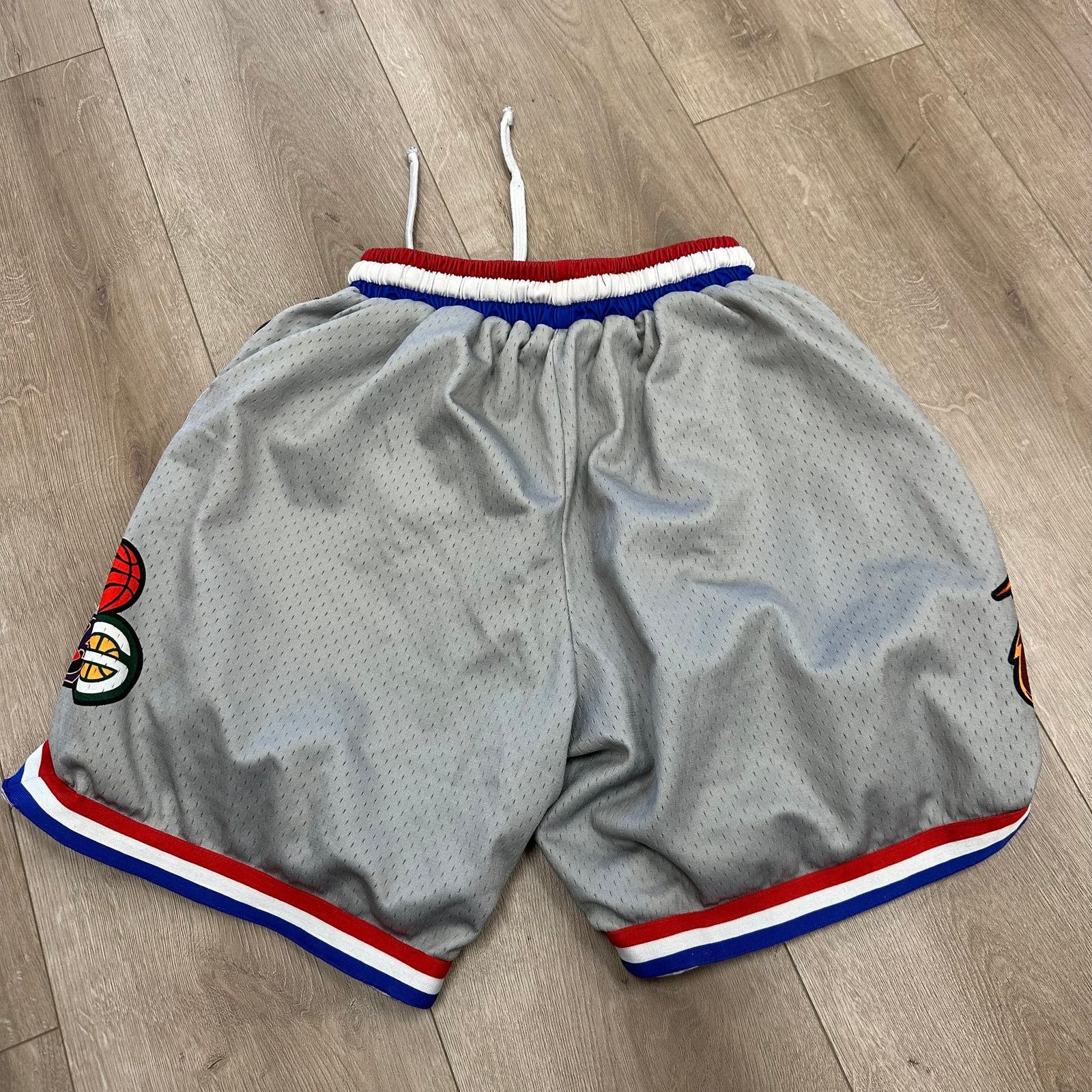 Stussy Who Cares NBA Remix Logos Heavy Mesh Hoop Shorts size Small Size US 30 / EU 46 - 2 Thumbnail