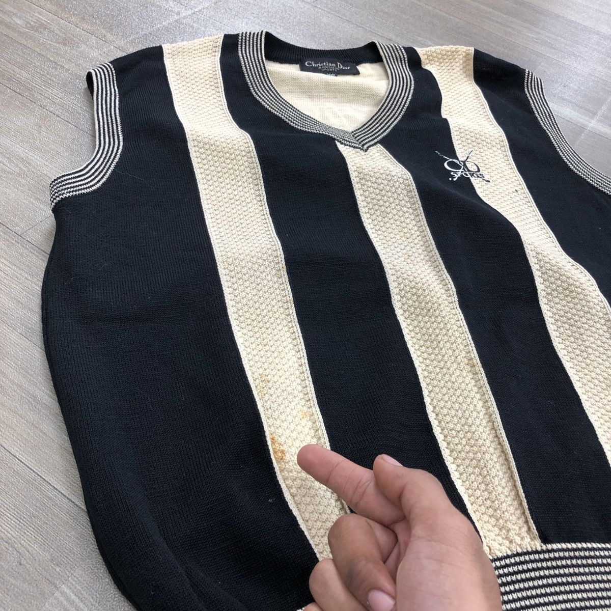 Christian Dior Monsieur Vintage Christian Dior Monsieur Stripe Luxury Knit Vest Size US L / EU 52-54 / 3 - 5 Thumbnail