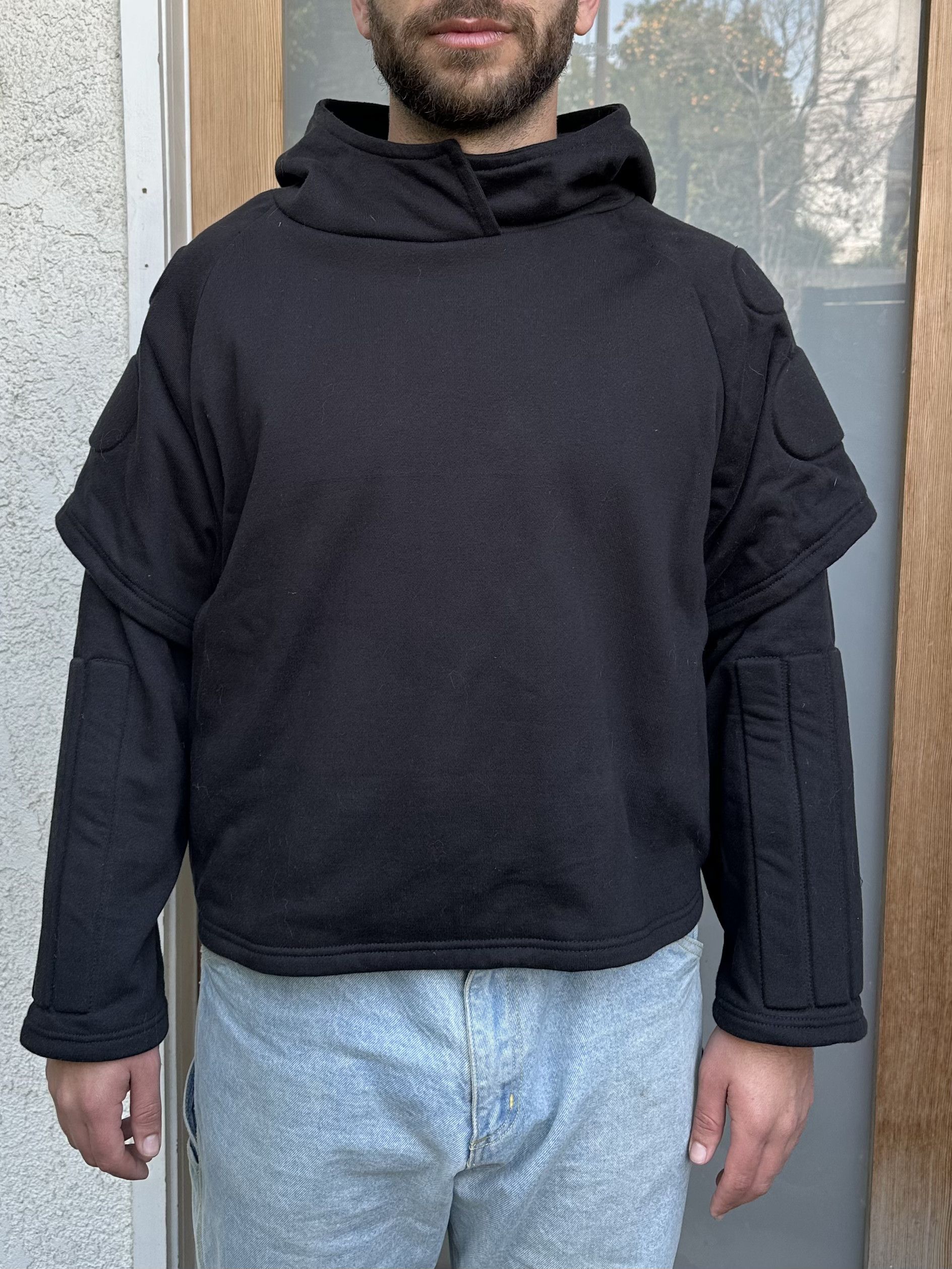 Abel Paul George Yoroi Hoodie Black S/M Size US M / EU 48-50 / 2 - 1 Thumbnail