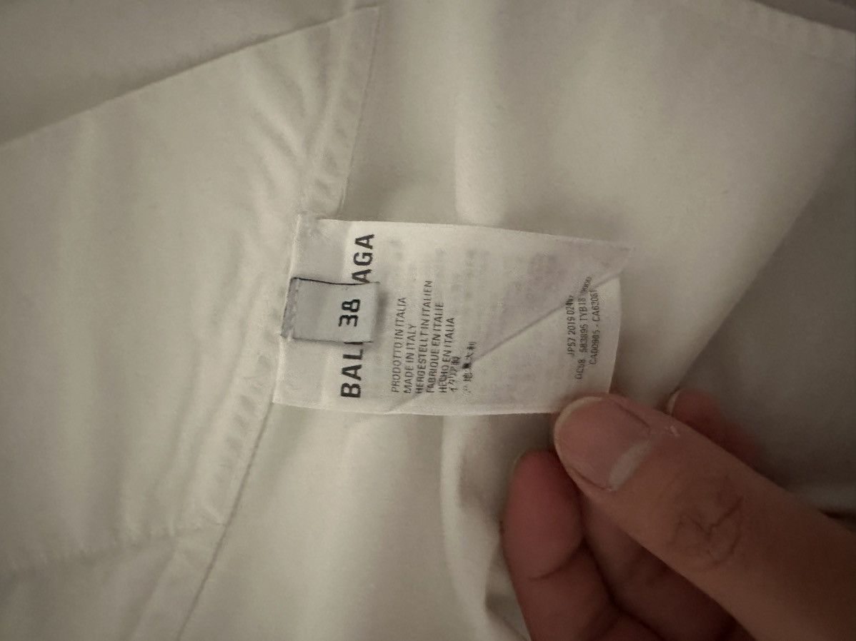 Balenciaga Balenciaga White Button Up Swinger Shirt Size M / US 6-8 / IT 42-44 - 7 Thumbnail