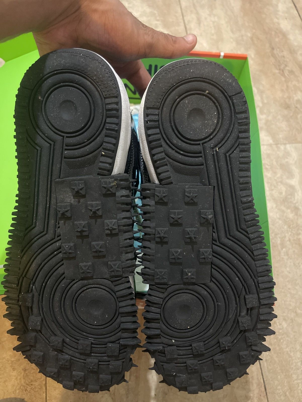 Nike × Off-White Air Force 1 Mid Size US 12 / EU 45 - 5 Thumbnail