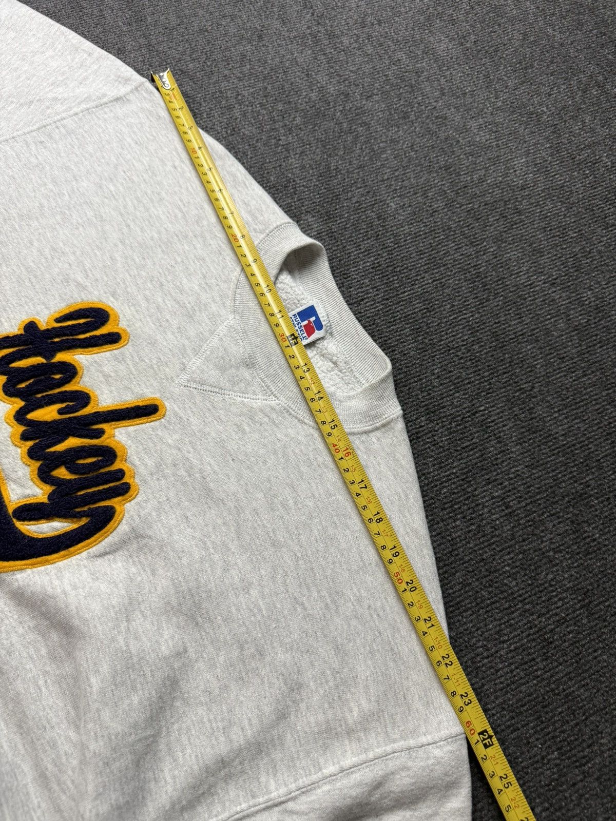 Russell Athletic 90s Vintage USA Russell Athletic Hockey Mom Varsity Crewneck Size US L / EU 52-54 / 3 - 18 Thumbnail
