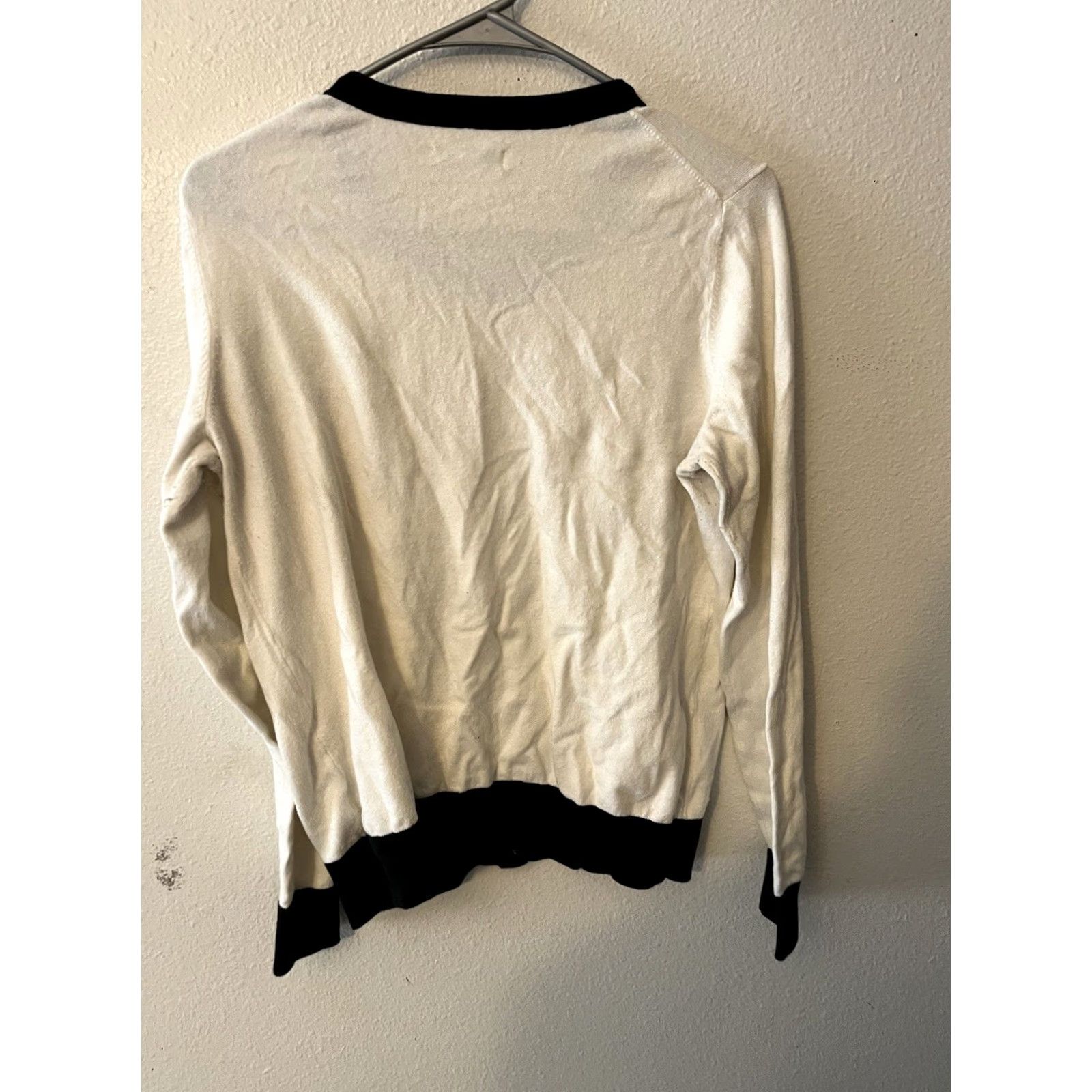 Old Navy Old Navy White Cardigan Sweater Large Pockets Women Slim Regular Cotton Crew Neck Long Sleeve L Size L / US 10 / IT 46 - 2 Thumbnail