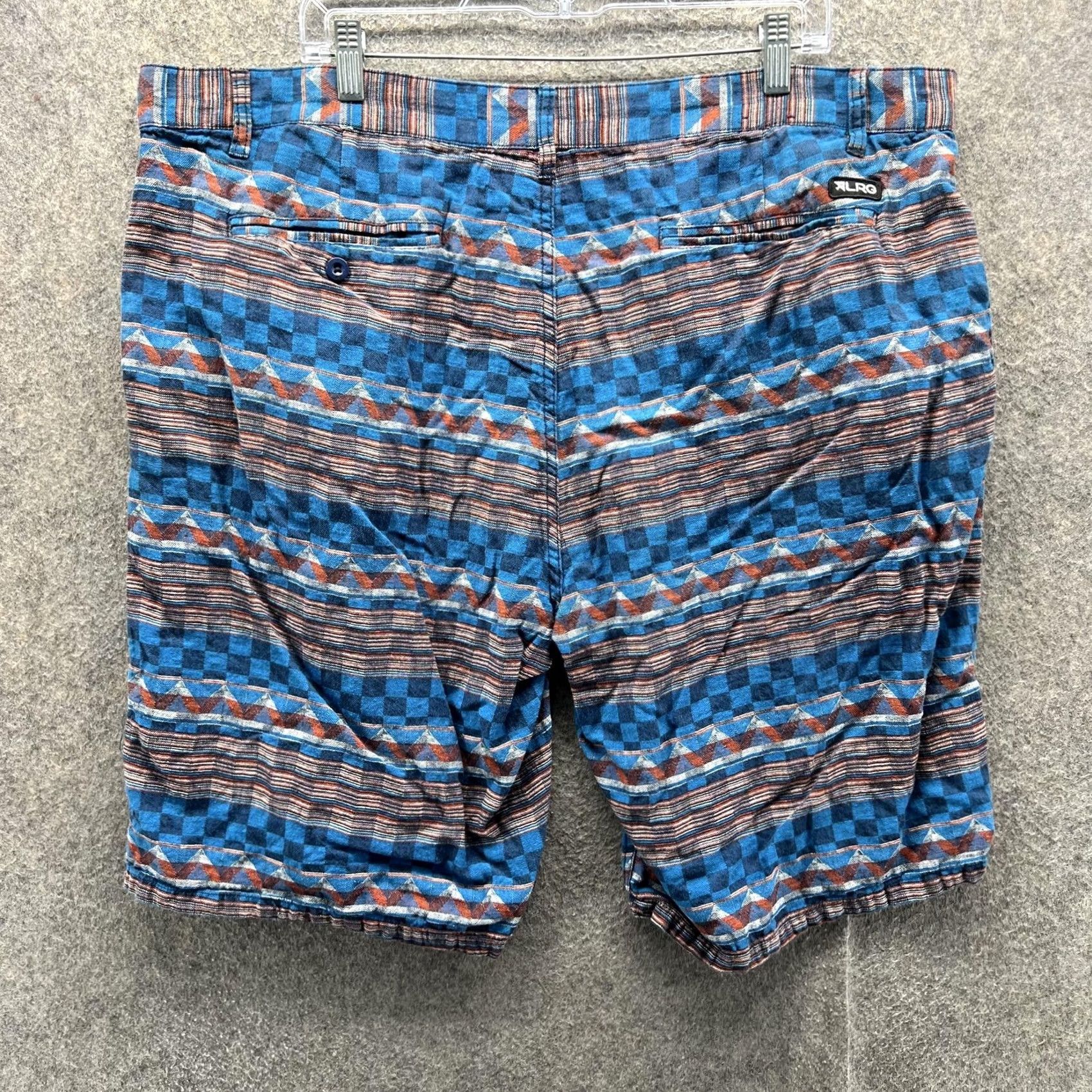 Vintage LRG Shorts Mens 42 Blue Geometric Linen Cotton Flat Front Casual Summer Chino Pockets Mens 42 Blue Geometric Linen Cotton Flat Front Summer Size US 42 / EU 58 - 2 Thumbnail