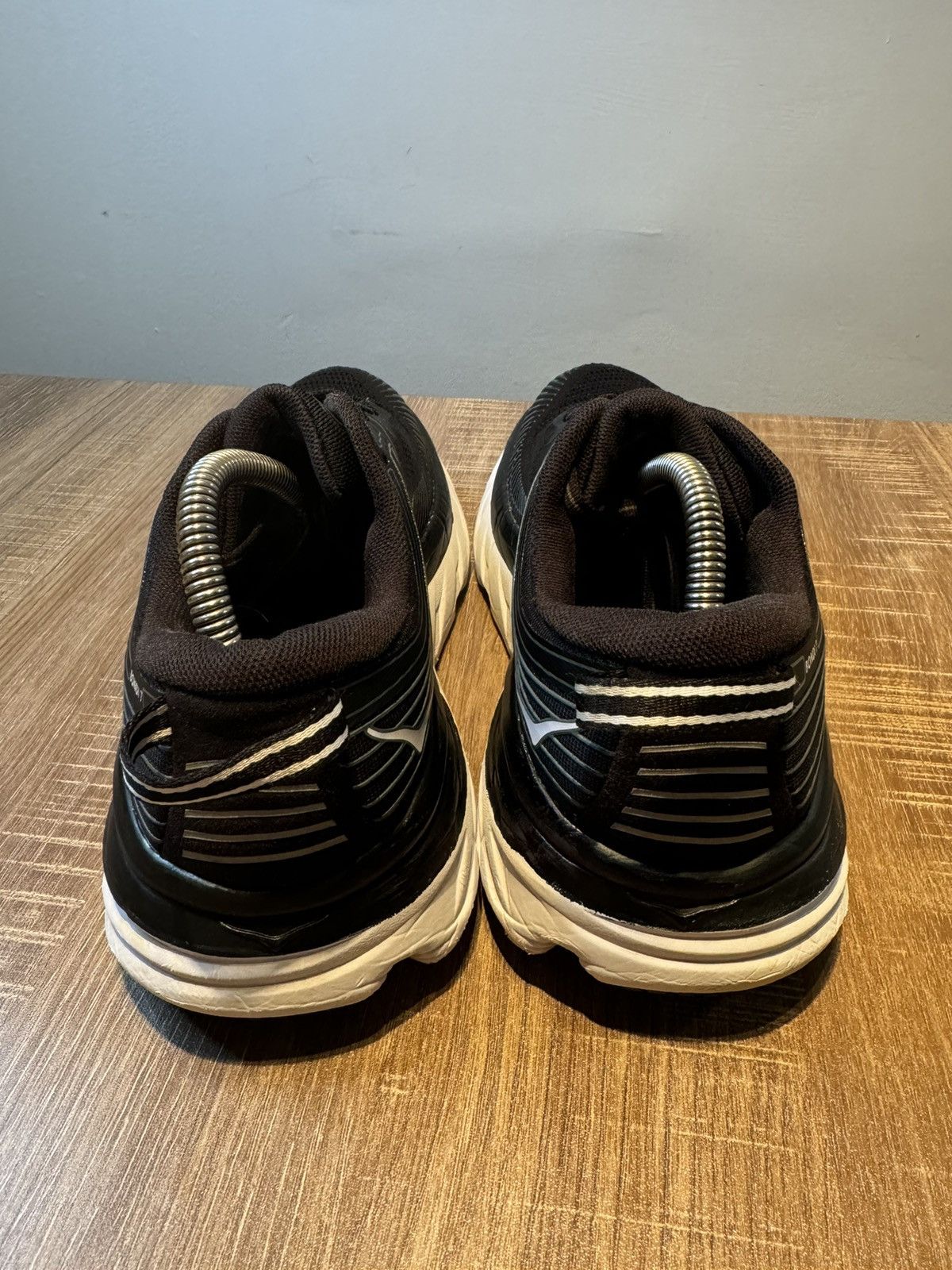 Hoka Hoka One One Bondi 7 Wide Women's Road Running Size 9.5 Size US 9.5 / IT 39.5 - 4 Thumbnail