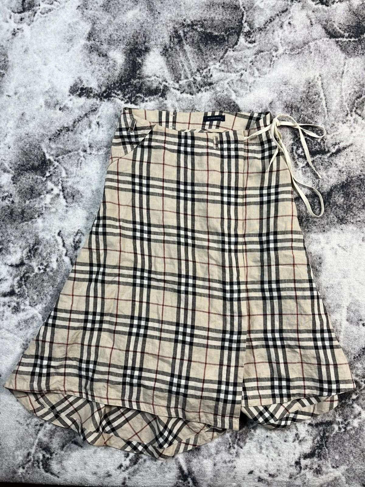 Burberry Burberry Nova Check Skirt Linen Beige Women XS (fits XS–S) Size 29" - 1 Thumbnail