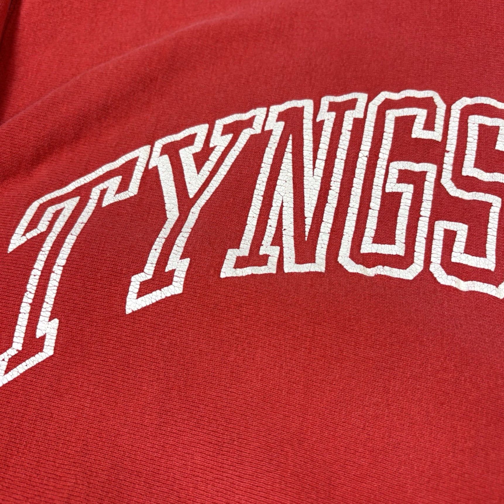 Champion VINTAGE Champion Reverse Weave Sweatshirt Red Pullover L Men 90s USA Size US L / EU 52-54 / 3 - 4 Thumbnail