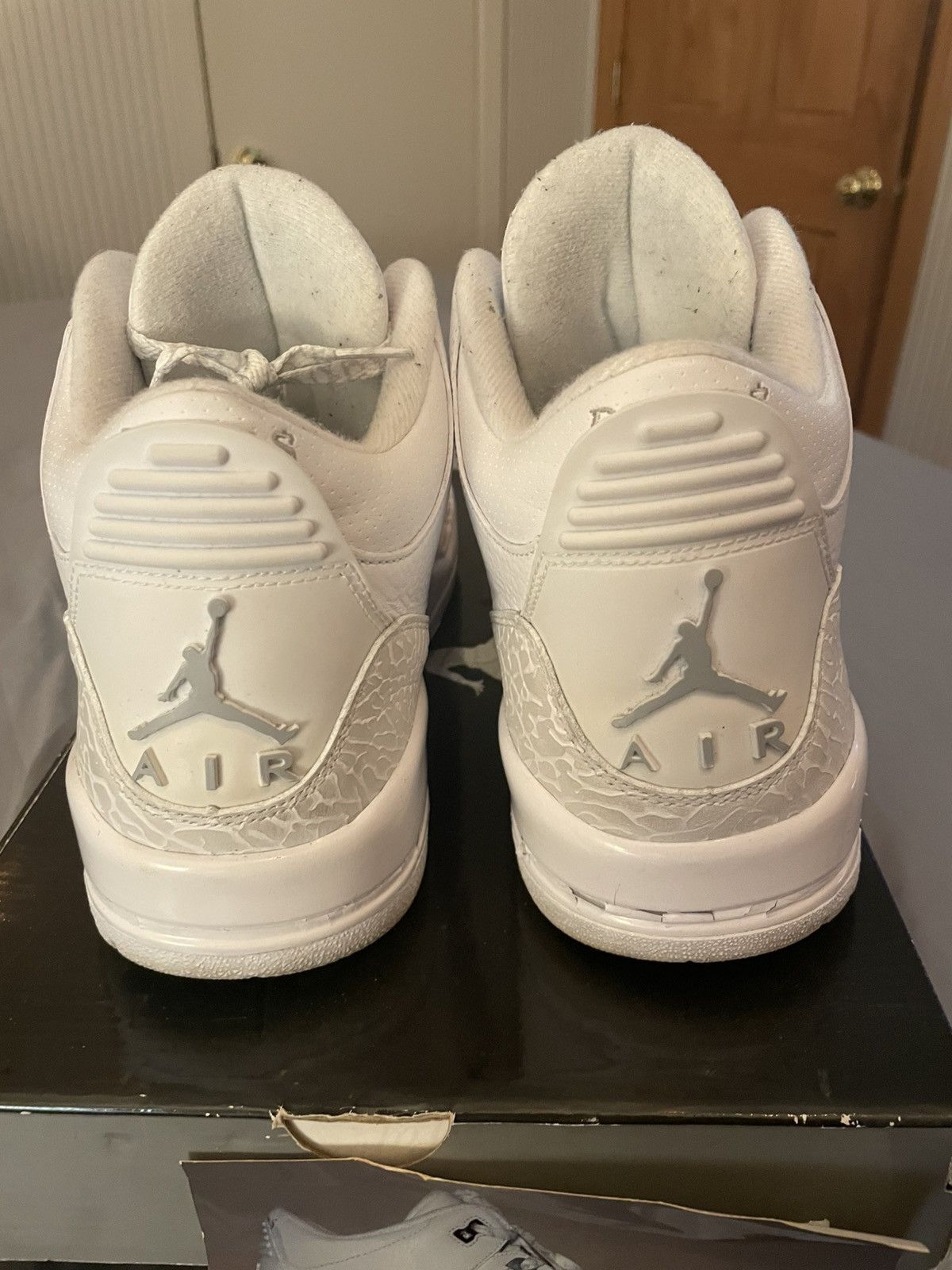 Jordan Brand Air Jordan 3 Pure Money 2007 Size 11.5 Size US 11.5 / EU 44-45 - 6 Thumbnail
