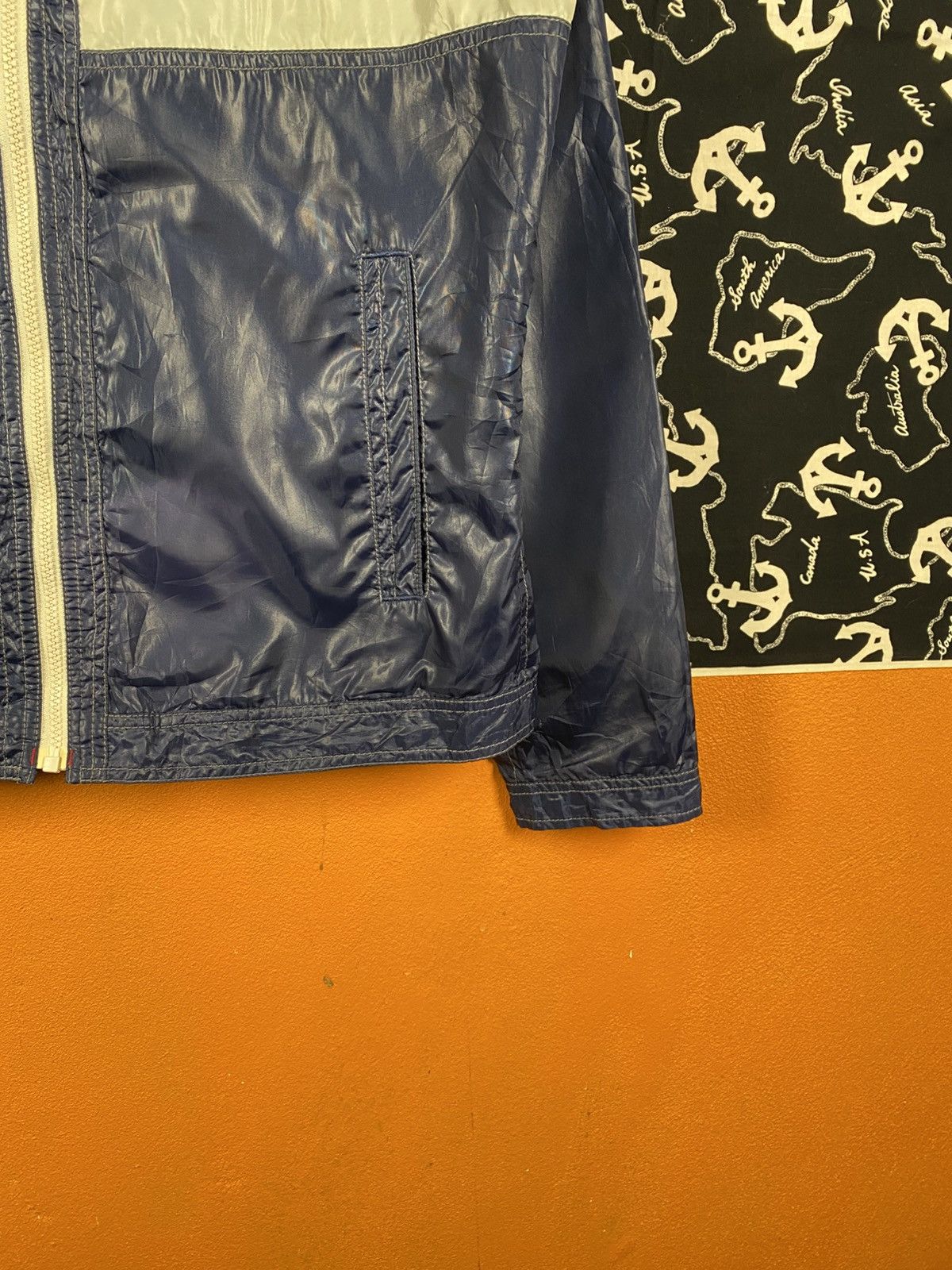 Vintage Vintage BALL Nylon Racing Jacket Blue Reflective Stripe Size US L / EU 52-54 / 3 - 9 Thumbnail