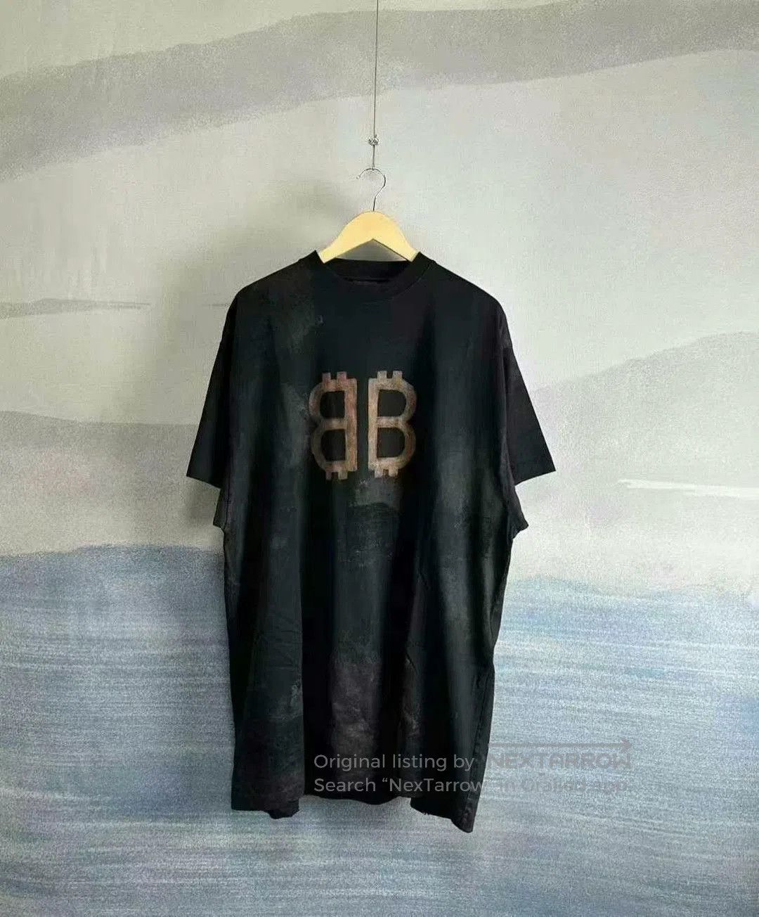 Balenciaga balenciaga black distressed bitcoin logo t. Size US M / EU 48-50 / 2 - 1 Thumbnail