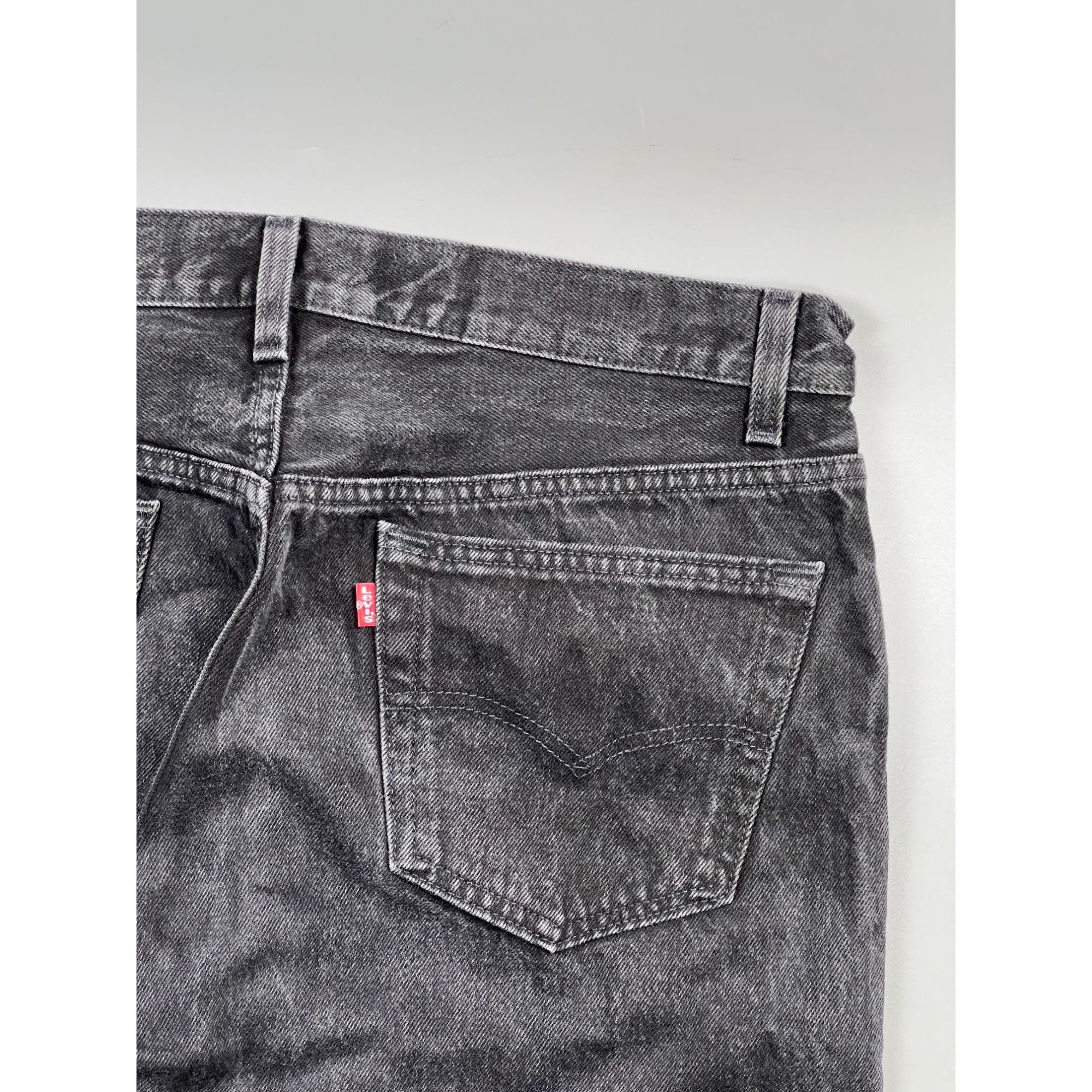 Levi's Levi’s 501 Made in USA Stonewashed Denim Jeans (Y0939) Size US 35 - 10 Thumbnail