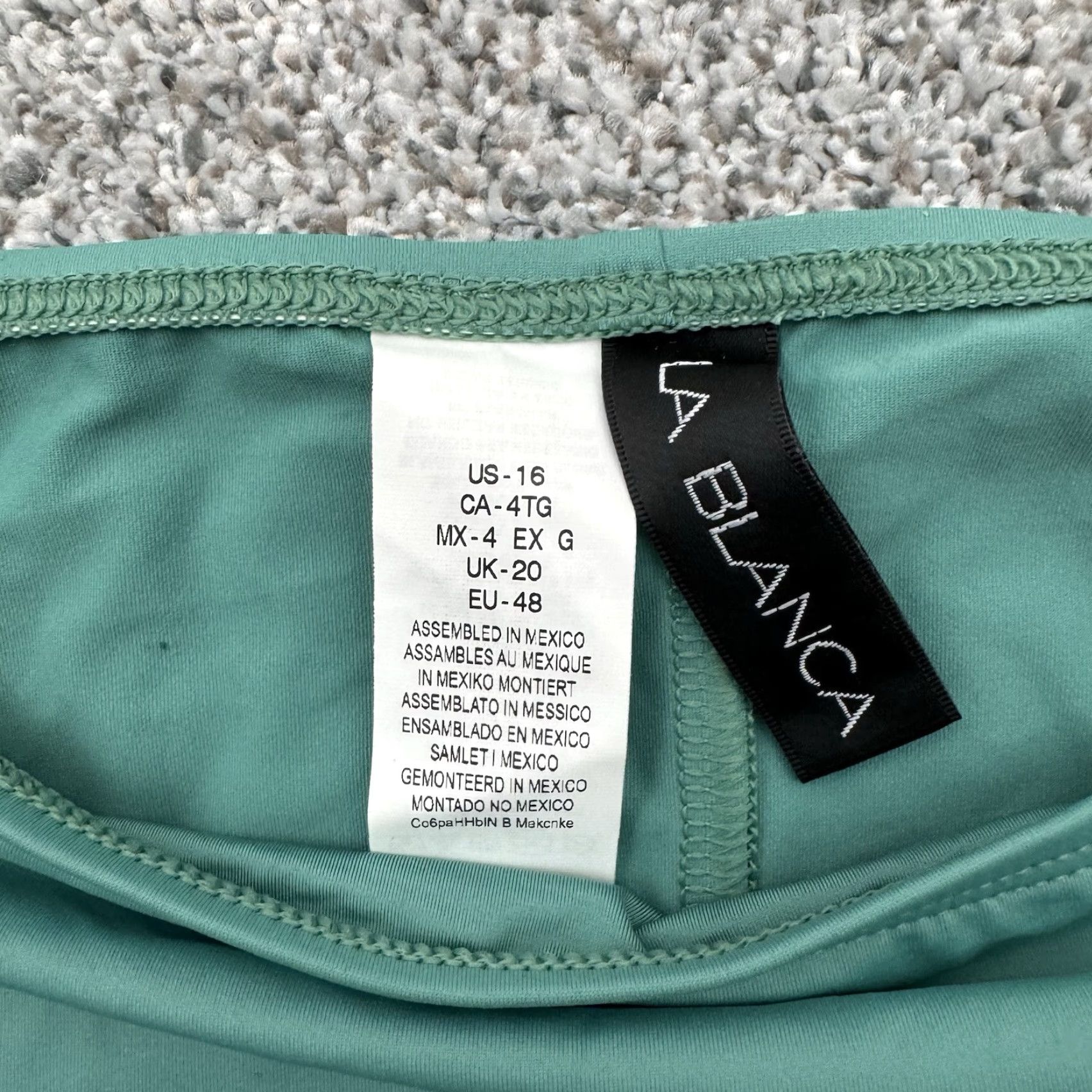 Vintage La Blanca Bikini Bottoms Womens Size 16 Green Ruched Beach Classic Lightweight Bottoms Womens 16 Holiday? Size 38" / US 16 / IT 52 - 6 Thumbnail
