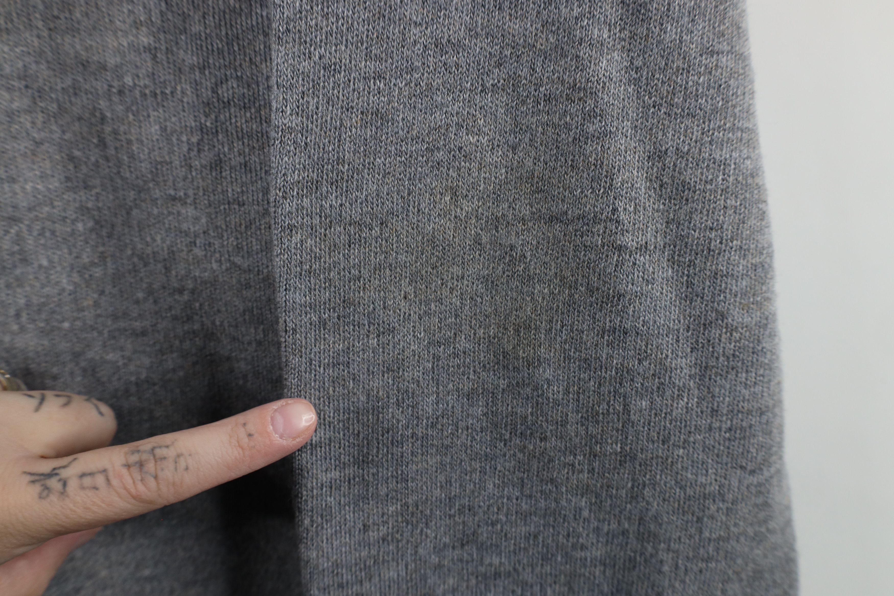 Vintage Vintage 90s Streetwear Knit V-Neck Sweater Heather Gray USA Size US XL / EU 56 / 4 - 4 Thumbnail