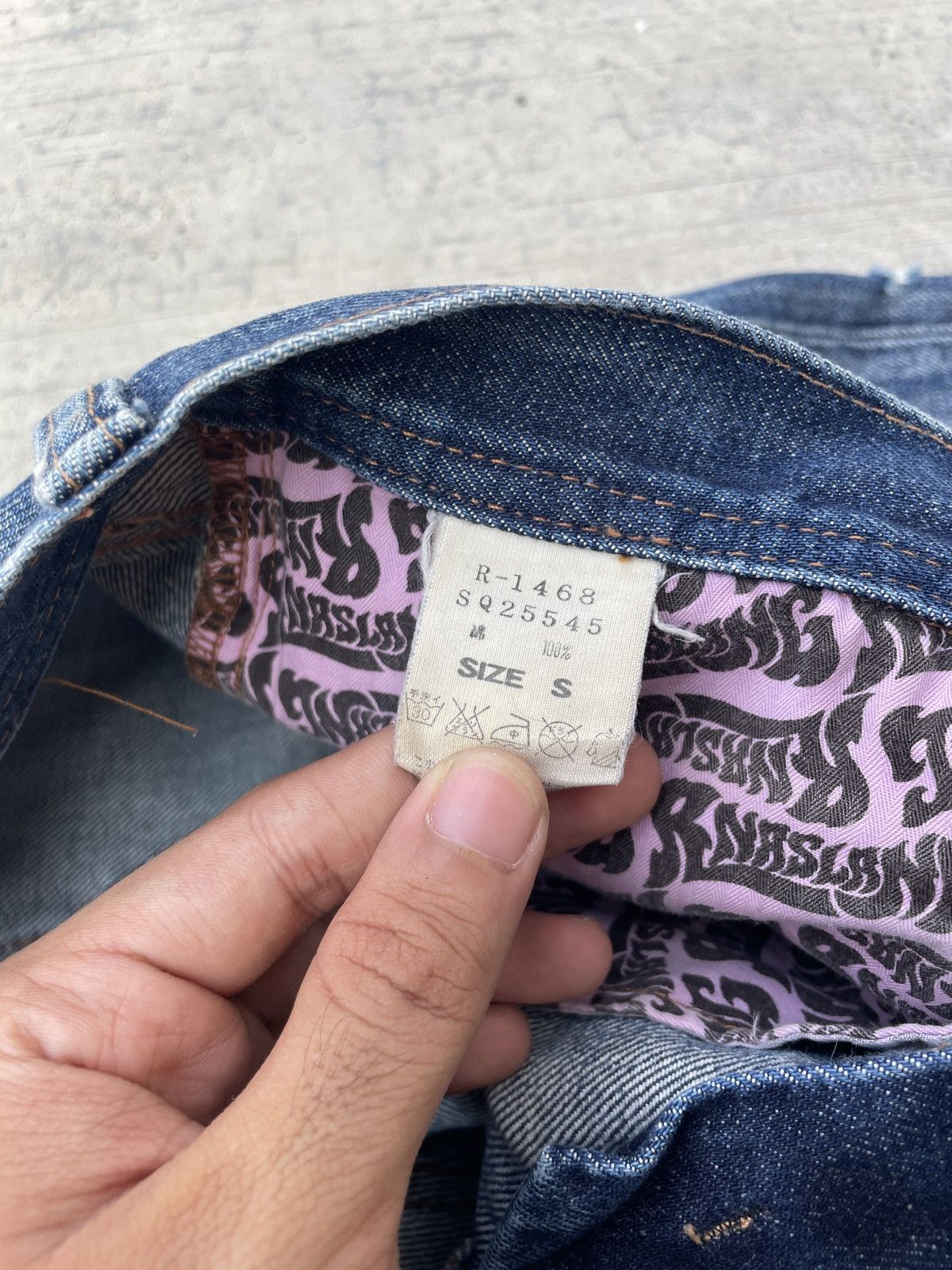 Japanese Brand 2000s JAPANESE BRAND RNASLANG COWHIDE PATTERN DISTRESS JEANS Size 30" / US 8 / IT 44 - 5 Thumbnail