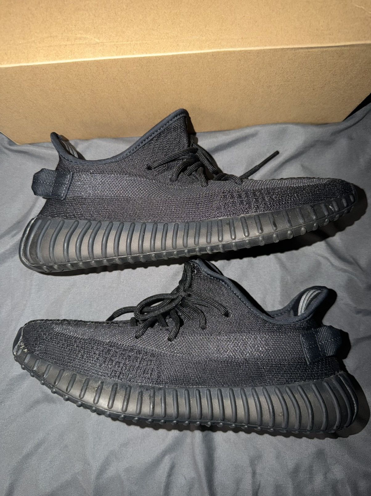 Yeezy Adidas Yeezy Boost 350 V2 ‘Onyx’ Size 9M Size US 9 / EU 42 - 1 Thumbnail