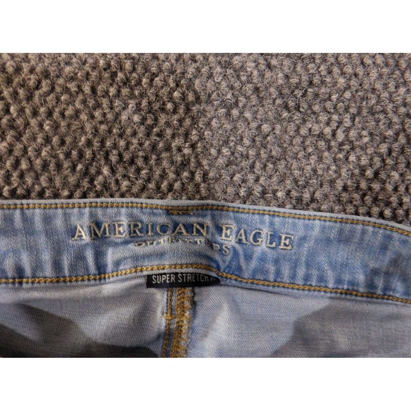 American Eagle Outfitters American Eagle Outfitters Jeans Jegging Womens Size 4 Blue Distressed Light Wash Size 27" / US 4 / IT 40 - 4 Thumbnail