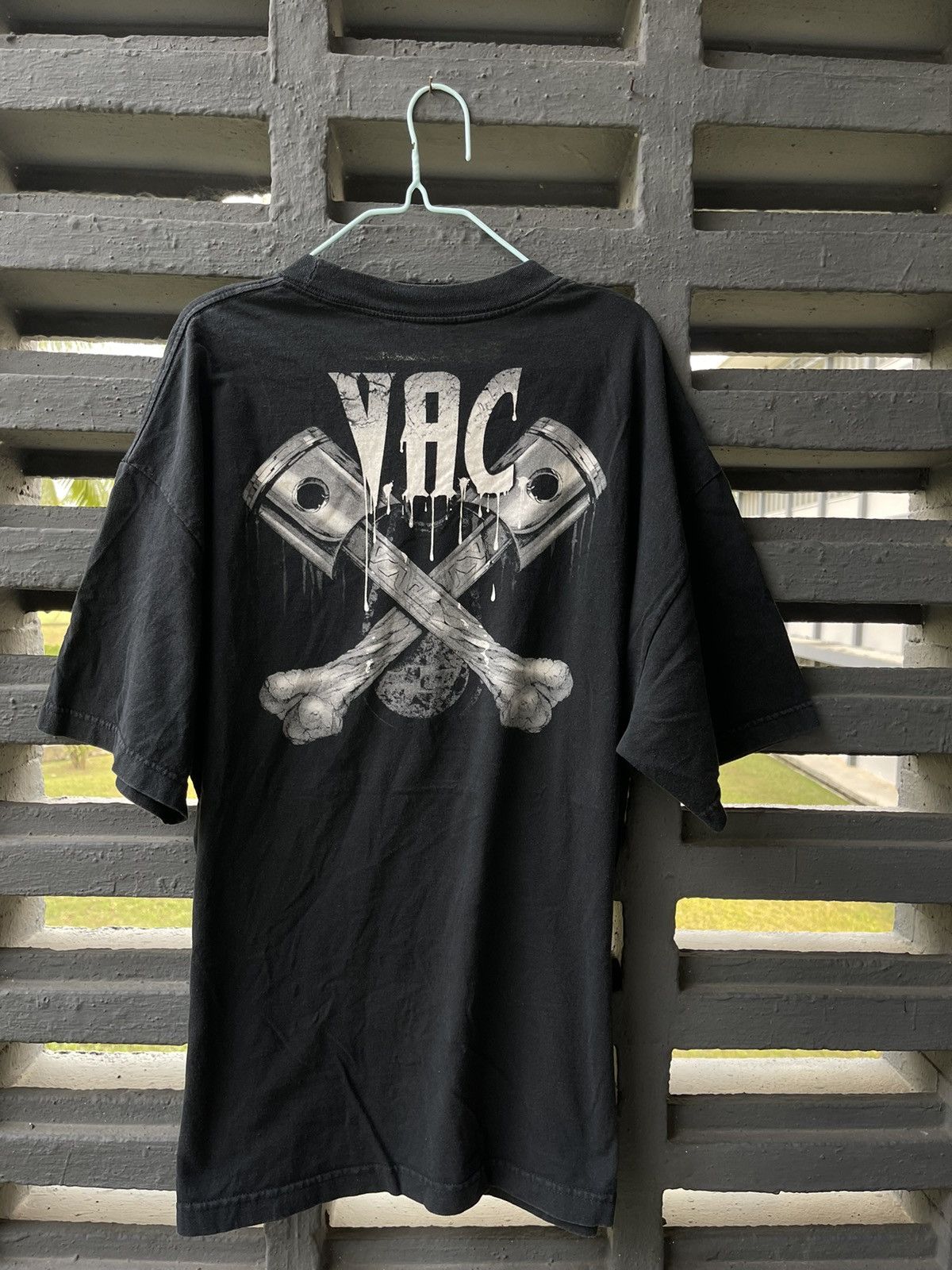Designer Vintage american made skull design t-shirt Size US L / EU 52-54 / 3 - 2 Thumbnail