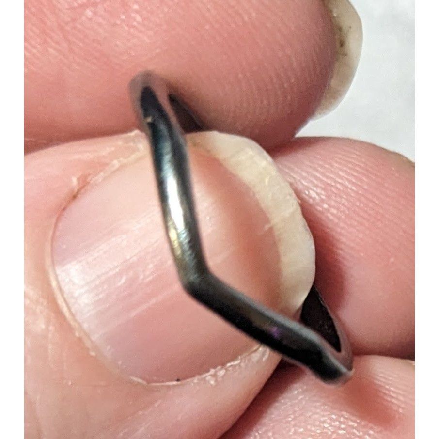 Other Minimalist Slight Chevron Silver Gunmetal Tone Ring Size 6 Size ONE SIZE - 14 Thumbnail