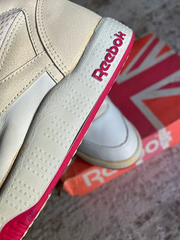 Reebok OG Reebok Dance Vintage 1990s Deadstock With Box Sneakers Size US 5.5 / EU 38 - 7 Thumbnail