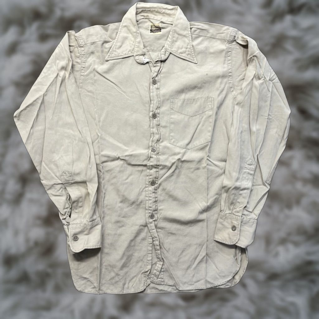 Vintage VINTAGE Reeves Poplin Shirt Mens M Sanforized Cotton Workwear Beige Long Sleeve Button-Front 1940s Mil... Size US M / EU 48-50 / 2 - 1 Thumbnail