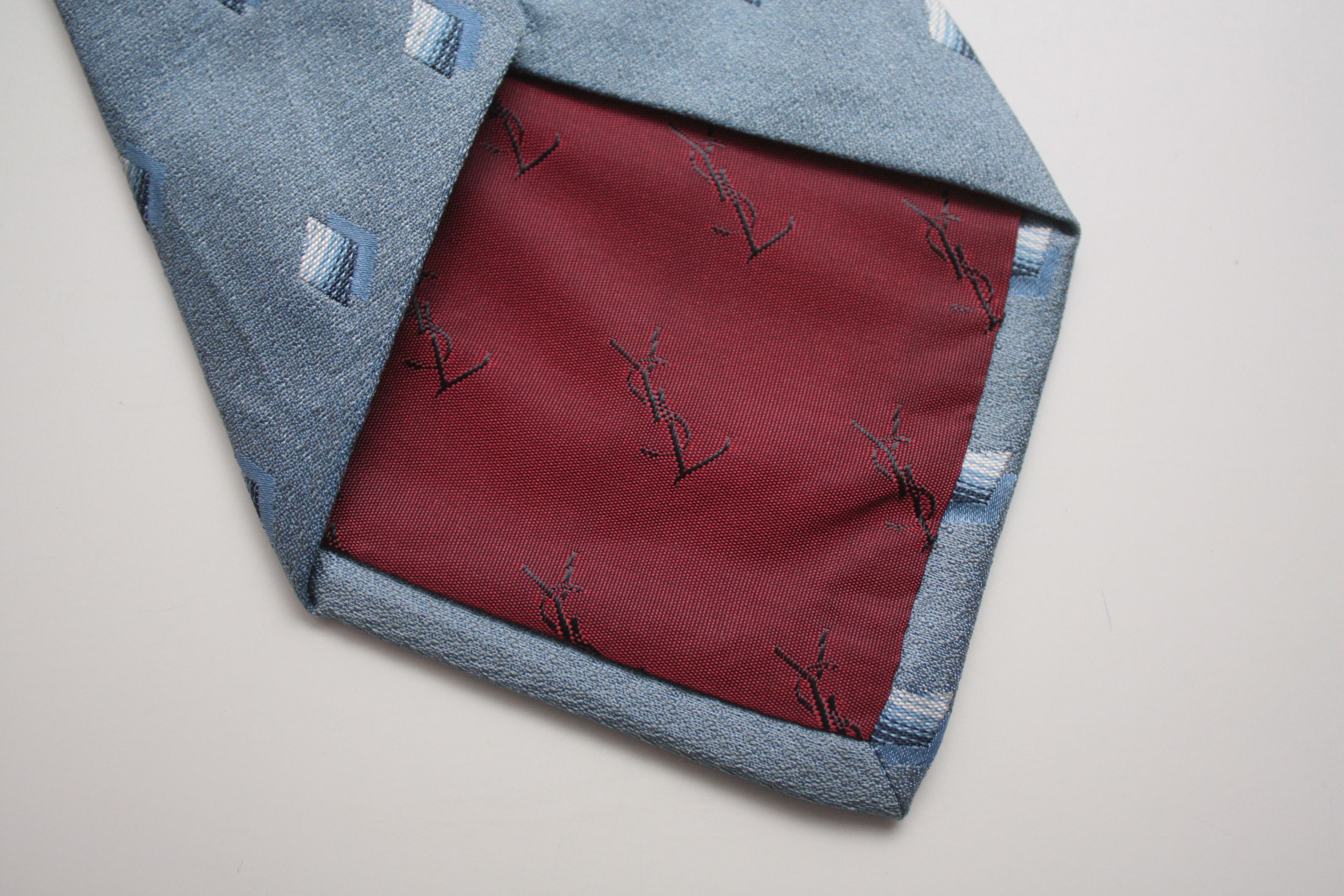 Yves Saint Laurent Yves Saint Laurent Vintage Blue Silk Tie Size ONE SIZE - 2 Thumbnail