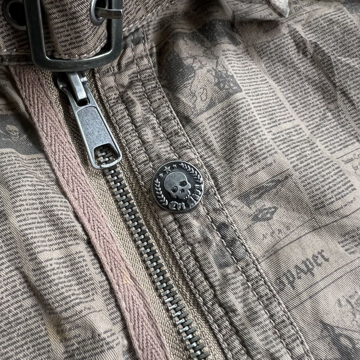 Seditionaries Doublefocus News Paper Skull Neck Belt Jacket Size US L / EU 52-54 / 3 - 7 Thumbnail