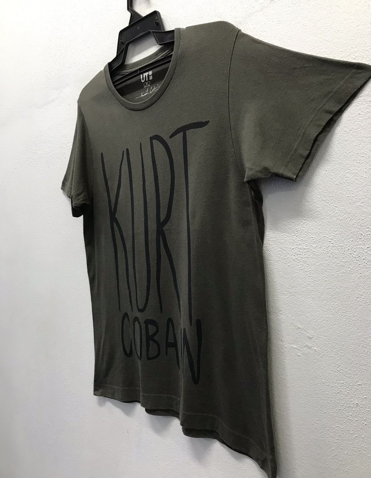 Uniqlo × Vintage Vintage Uniqlo Kurt Cobain Shirt Size US M / EU 48-50 / 2 - 4 Thumbnail