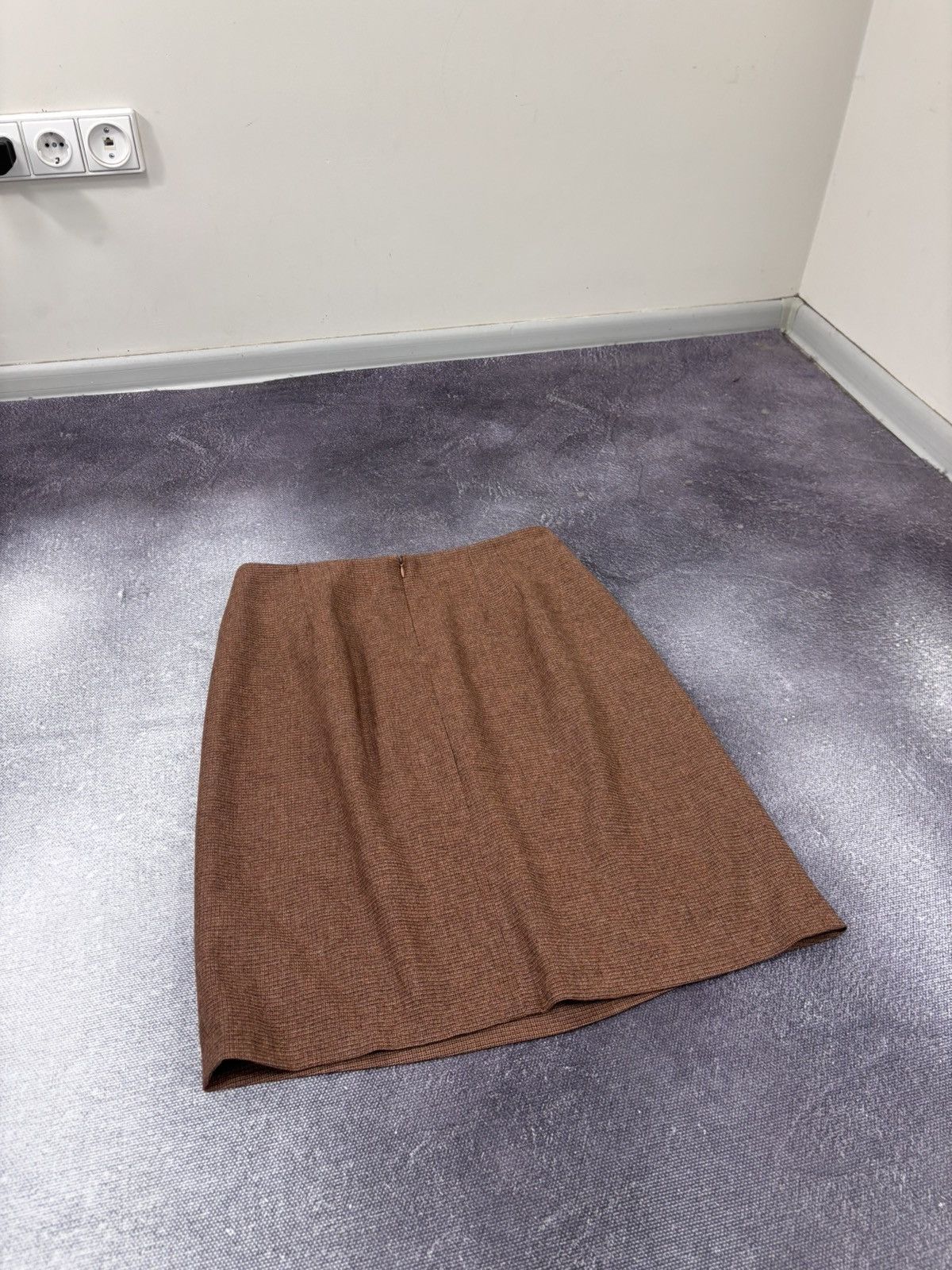 Etro Etro Women’s Brown Wool Tweed Wrap Skirt Leather Toggle Size 32" / US 10 / IT 46 - 9 Thumbnail