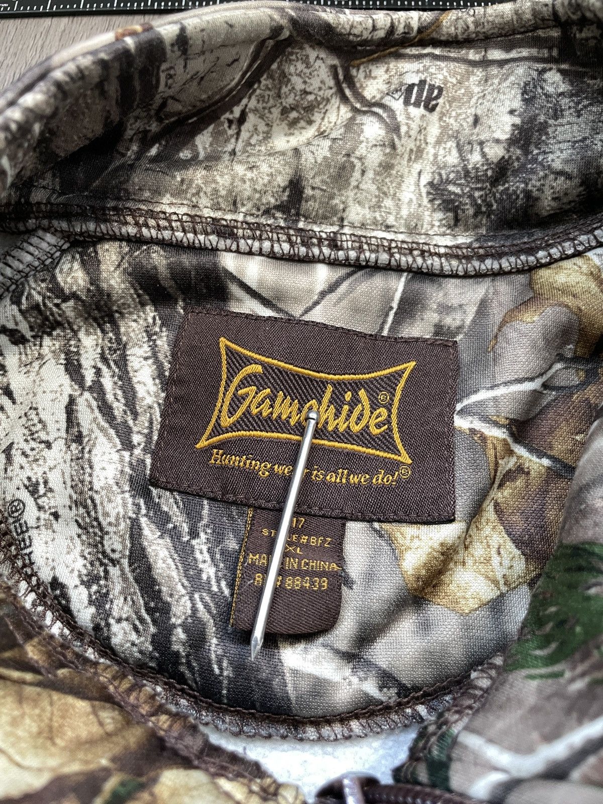 Realtree Y2K Gamehide “Realtree Camo Print” Zip-up Jacket (Sz. XL) Size US XL / EU 56 / 4 - 2 Thumbnail