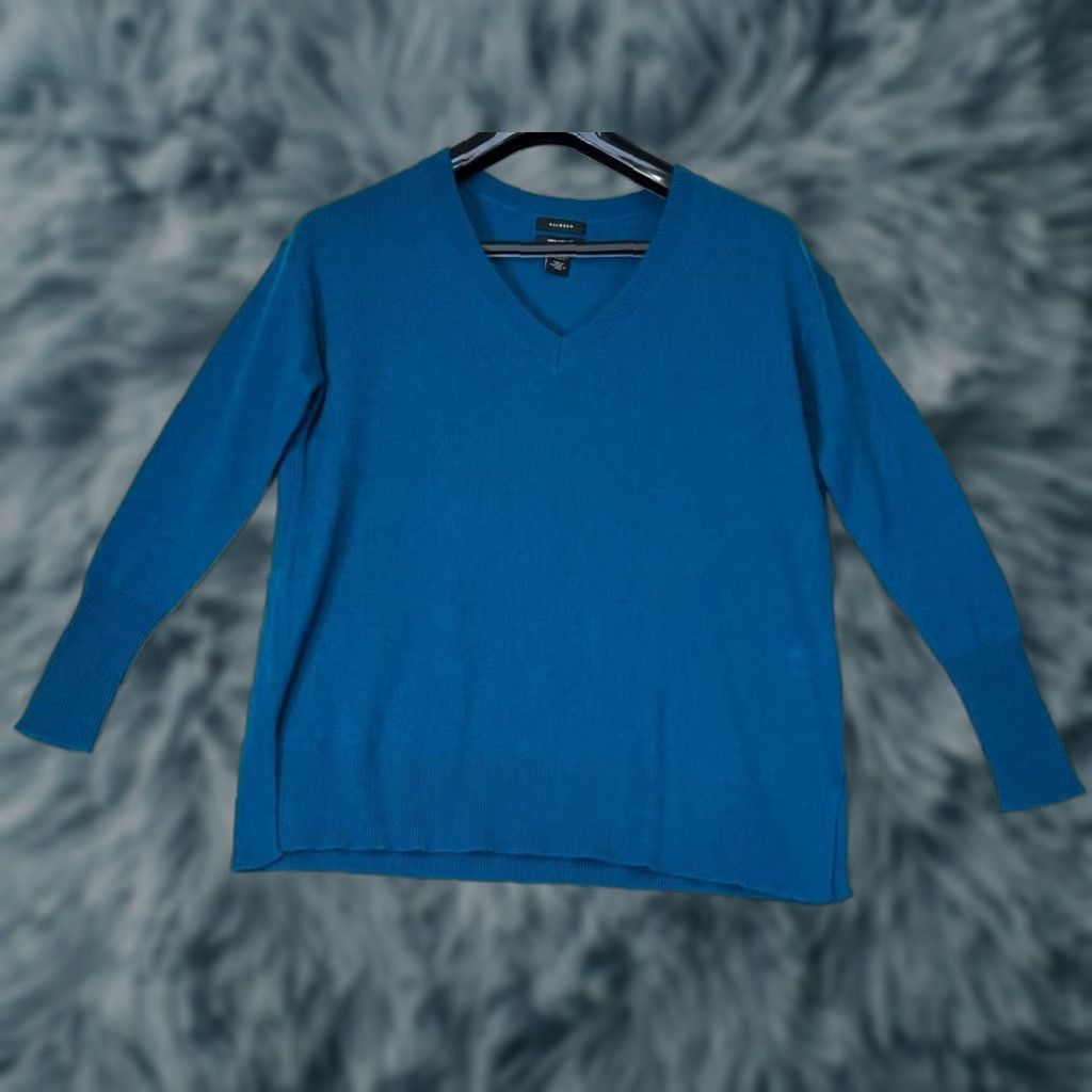 Vintage Halogen Blue 100% Cashmere V-Neck Women XS Pullover Sweater Size XS / US 0-2 / IT 36-38 - 1 Thumbnail