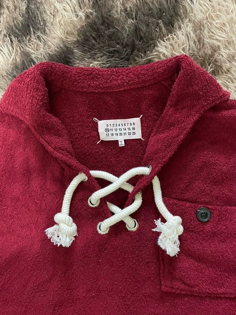 Maison Margiela Maison Margiela Liu Yaowen's same style, red knot polo, sho Size US M / EU 48-50 / 2 - 2 Thumbnail
