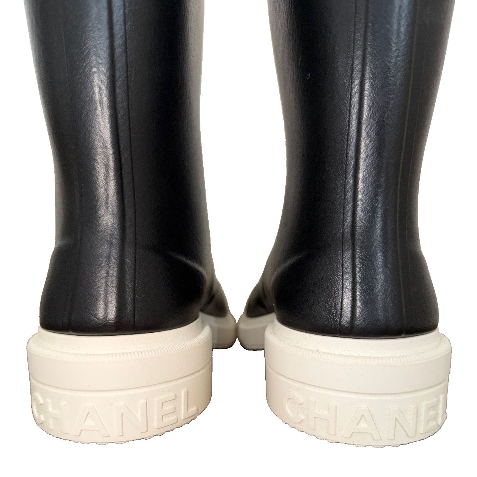 Chanel Chanel Black White CC Logo High Pull On Rubber Rain Boots 42 Size US 12 / IT 42 - 15 Thumbnail