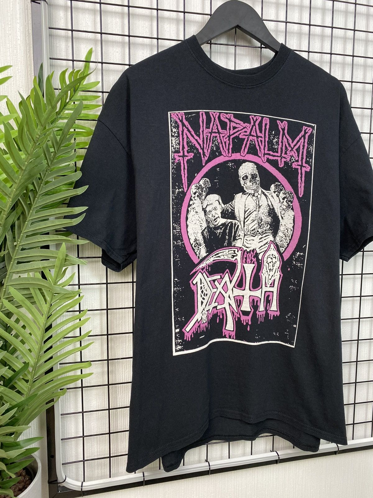 Band Tees Napalm Death Tee T shirt Men Oversized L big logo album Size US XXL / EU 58 / 5 - 6 Thumbnail
