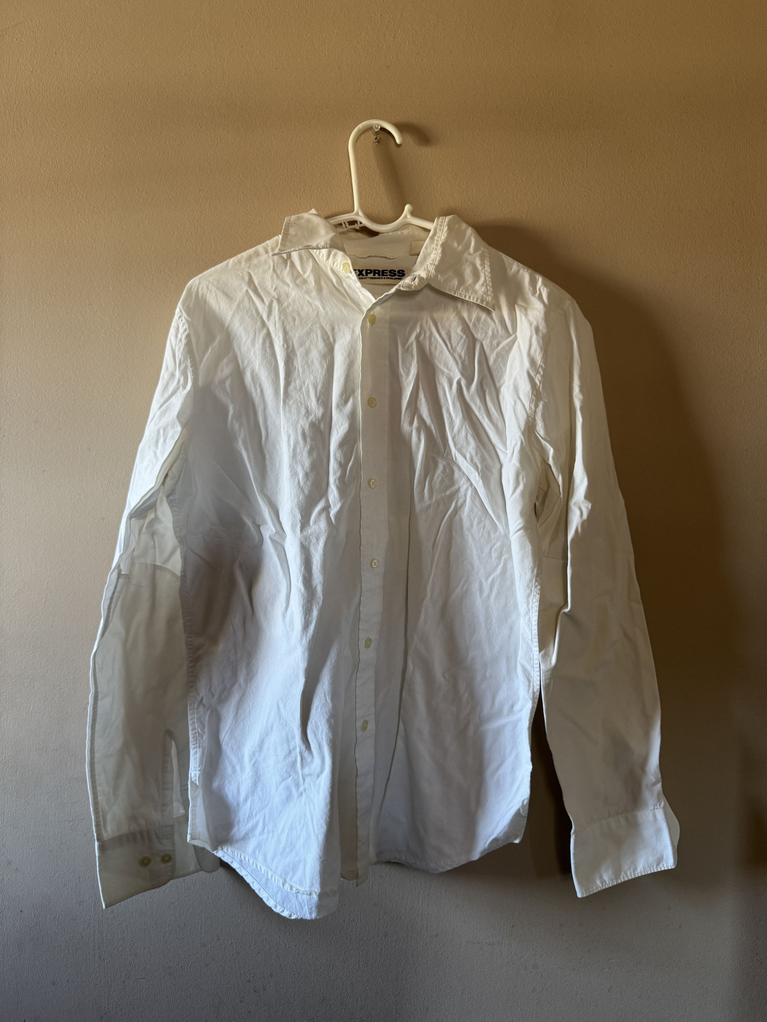 Express White shirt with floral back embroidery Size US S / EU 44-46 / 1 - 3 Thumbnail