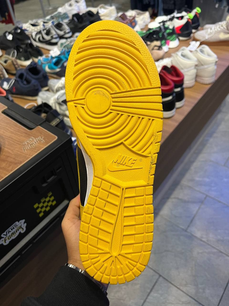 Nike Nike Dunk High X Wu Tang Size US 9 / EU 42 - 3 Thumbnail