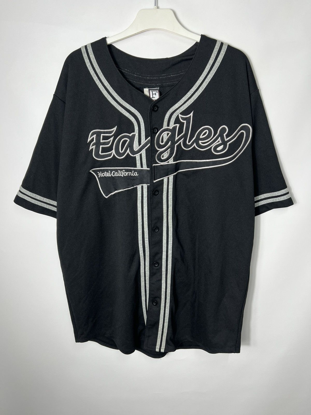 Vintage Vintage Eagles Hotel California 2003 Tour Baseball Jersey Size US XL / EU 56 / 4 - 1 Thumbnail