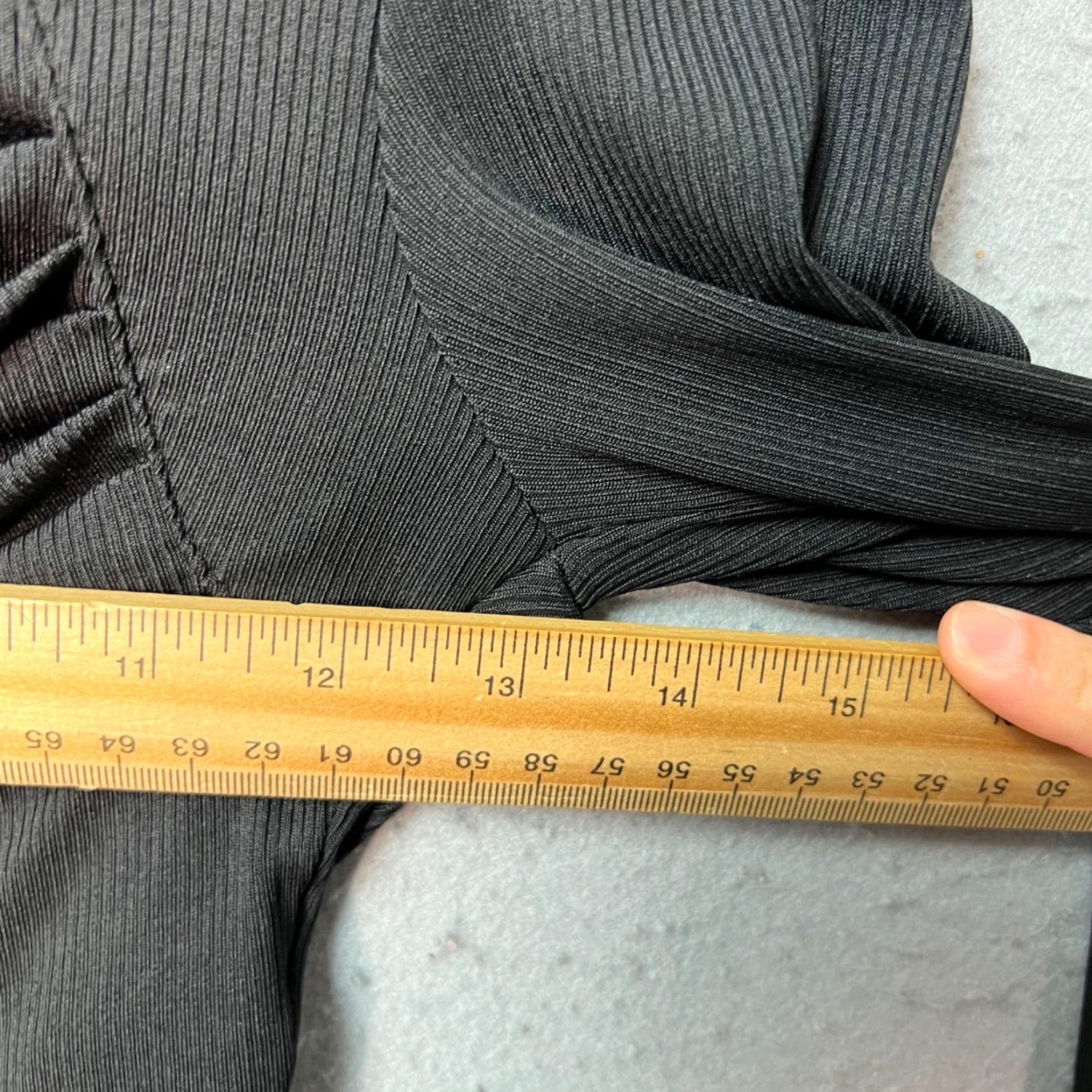 Cider Cider Blouse Shirt Womens Small Black Long Sleeve Square Neck Ruched Cropped Top Size S / US 4 / IT 40 - 5 Thumbnail