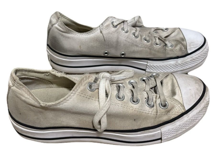 Converse (Converse) Chuck Platform Low Tops: Size 8Wom or 6.5Men Size US 8 / IT 38 - 1 Thumbnail