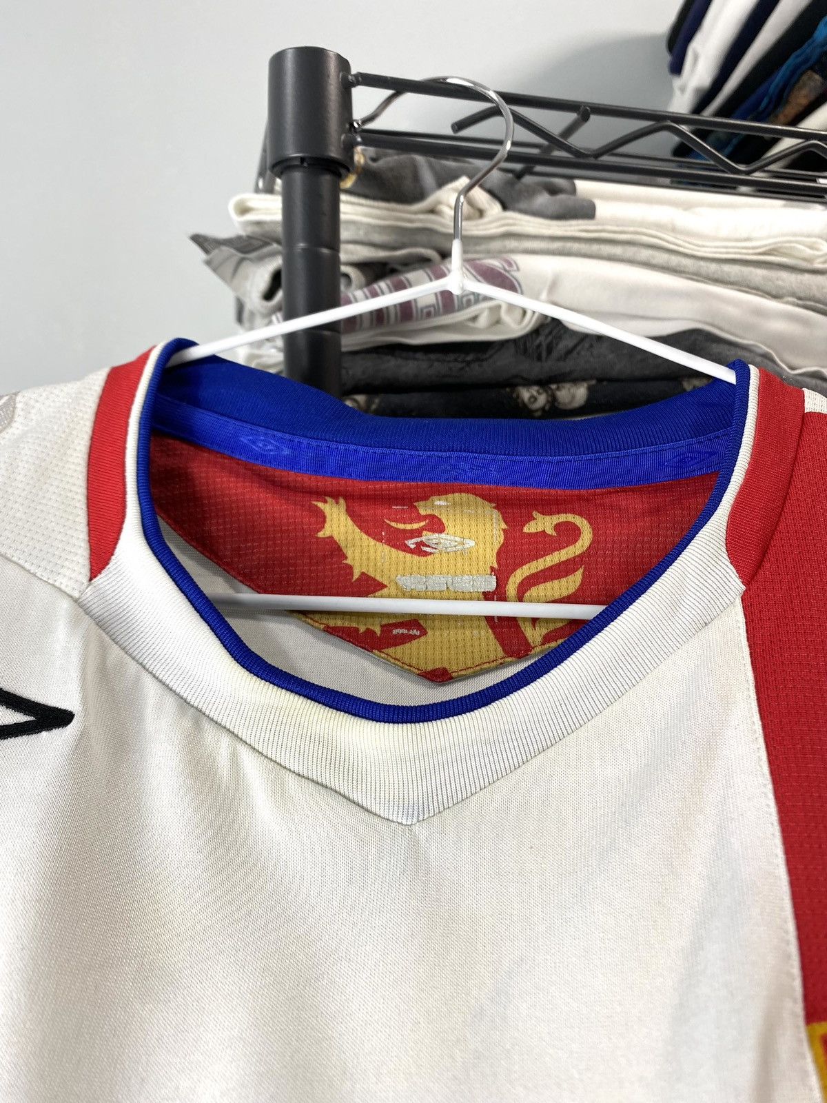 Umbro Vintage 07/08 Olympique Lyonnais Umbro Soccer Jersey Size US L / EU 52-54 / 3 - 11 Thumbnail