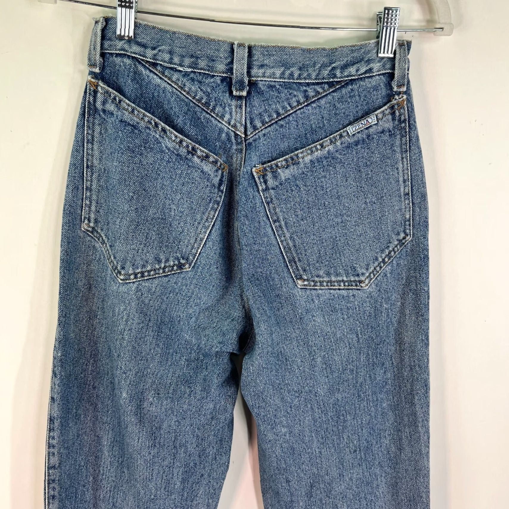 Vintage VINTAGE Zena Mom Jeans Women Size 9 26x30 Medium Wash High Rise Classic Fit US Made Size 30" / US 8 / IT 44 - 6 Thumbnail