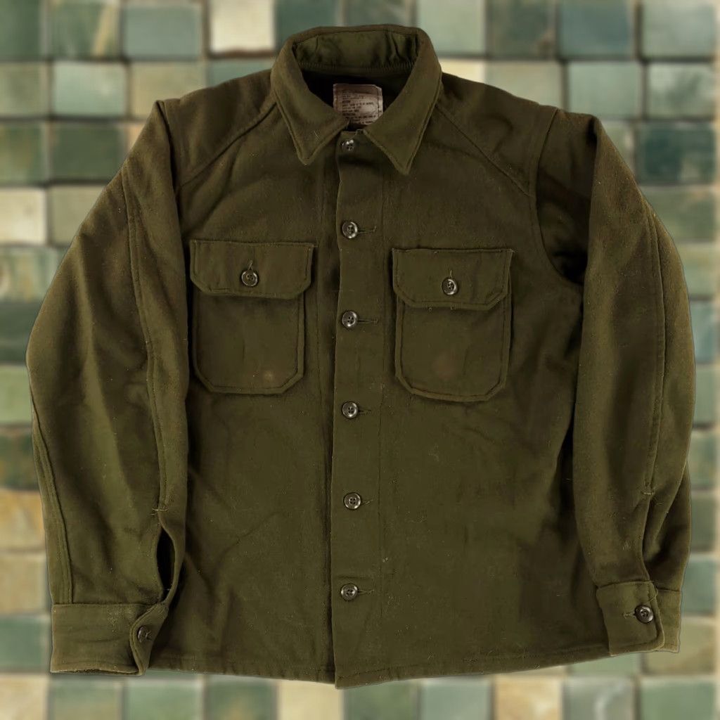 Vintage VINTAGE US Army Field Shirt Cold Weather Wool Nylon Blend Green Mens M Long Sleeve Mens Shirt Size US M / EU 48-50 / 2 - 1 Thumbnail