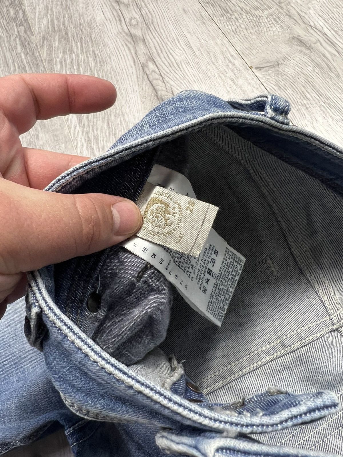 Diesel × Vintage Diesel D.N.A 2016 Sleenker Slim-Skinny Distressed Jeans Pant Size US 28 / EU 44 - 8 Thumbnail