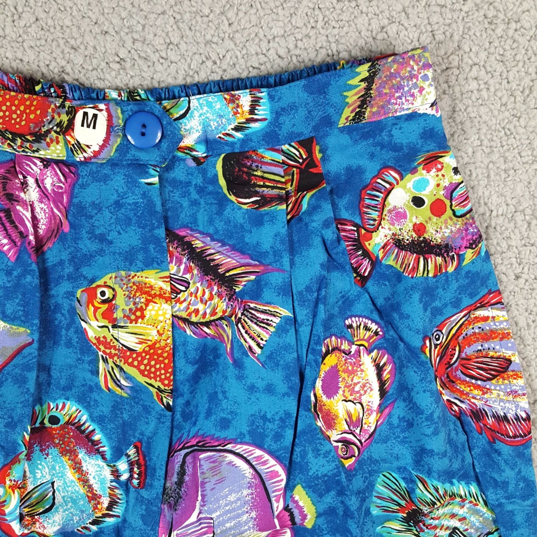 Vintage VINTAGE 80s Tropical Fish Shorts Unisex Adults Medium Blue Summer Lounge Relaxed Pleated Preppy 90s Size 32" / US 10 / IT 46 - 2 Thumbnail