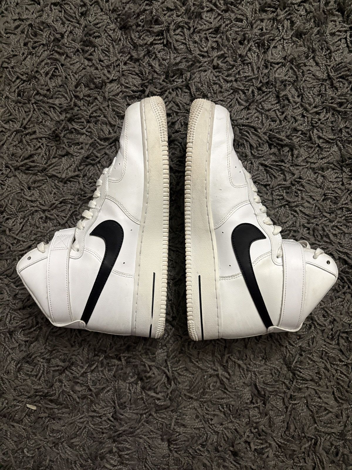 Nike Nike Air Force 1 High (White/Black) Size US 10 / EU 43 - 4 Thumbnail