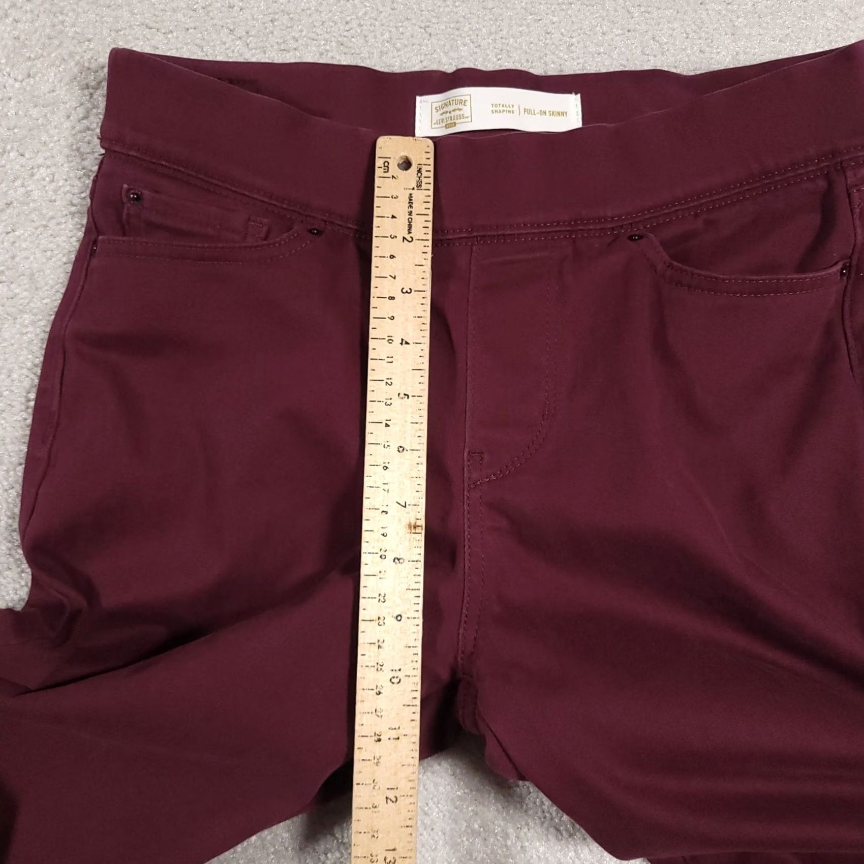 Vintage VINTAGE Levi Strauss Jeans Women's 8 Short Maroon Skinny Pull-On Totally Shaping Stretch Size 30" / US 8 / IT 44 - 7 Thumbnail