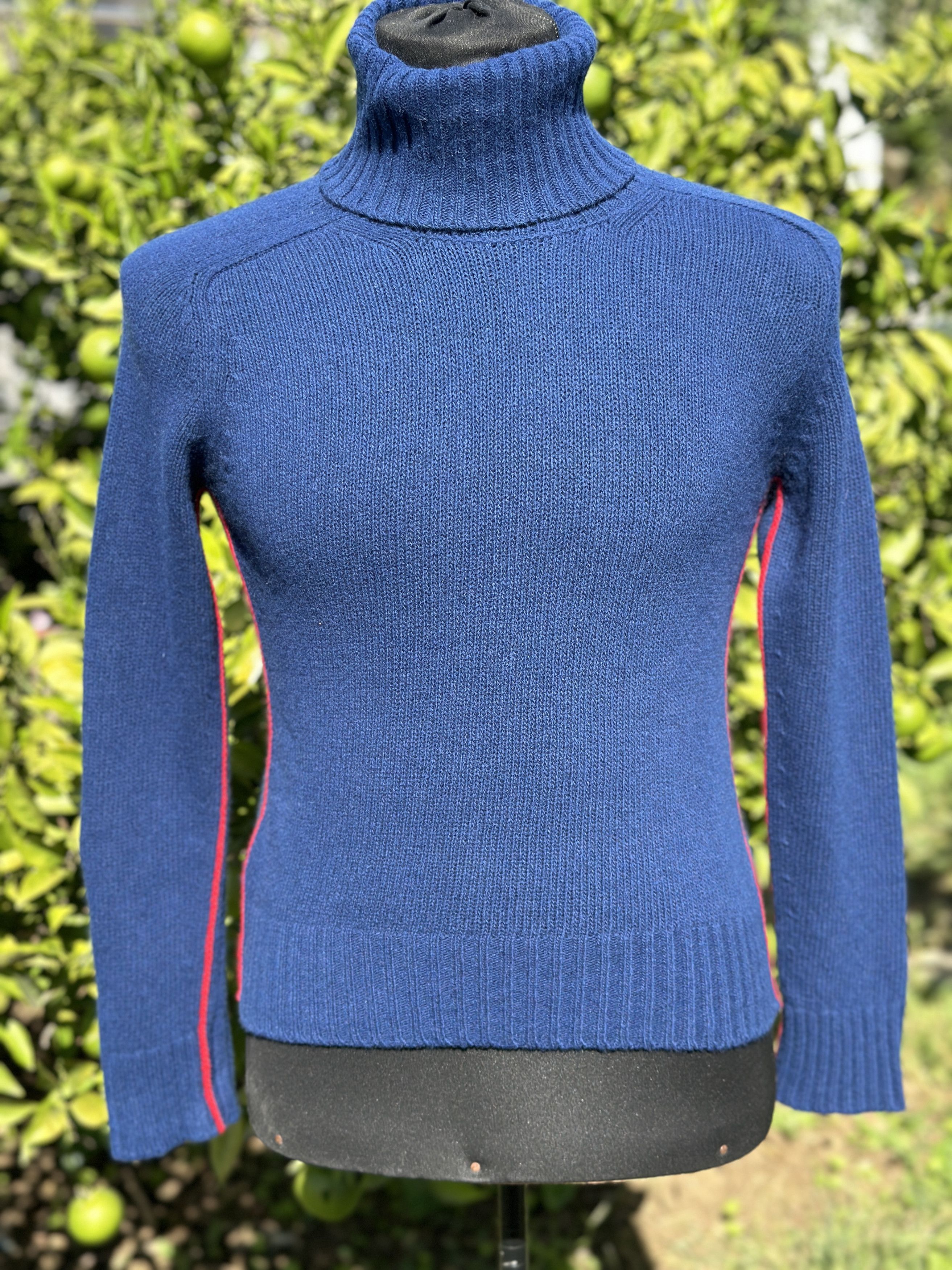 Prada Milano Cashmere Turtleneck Red Piping Size 40 IT Xs S Size S / US 4 / IT 40 - 5 Thumbnail