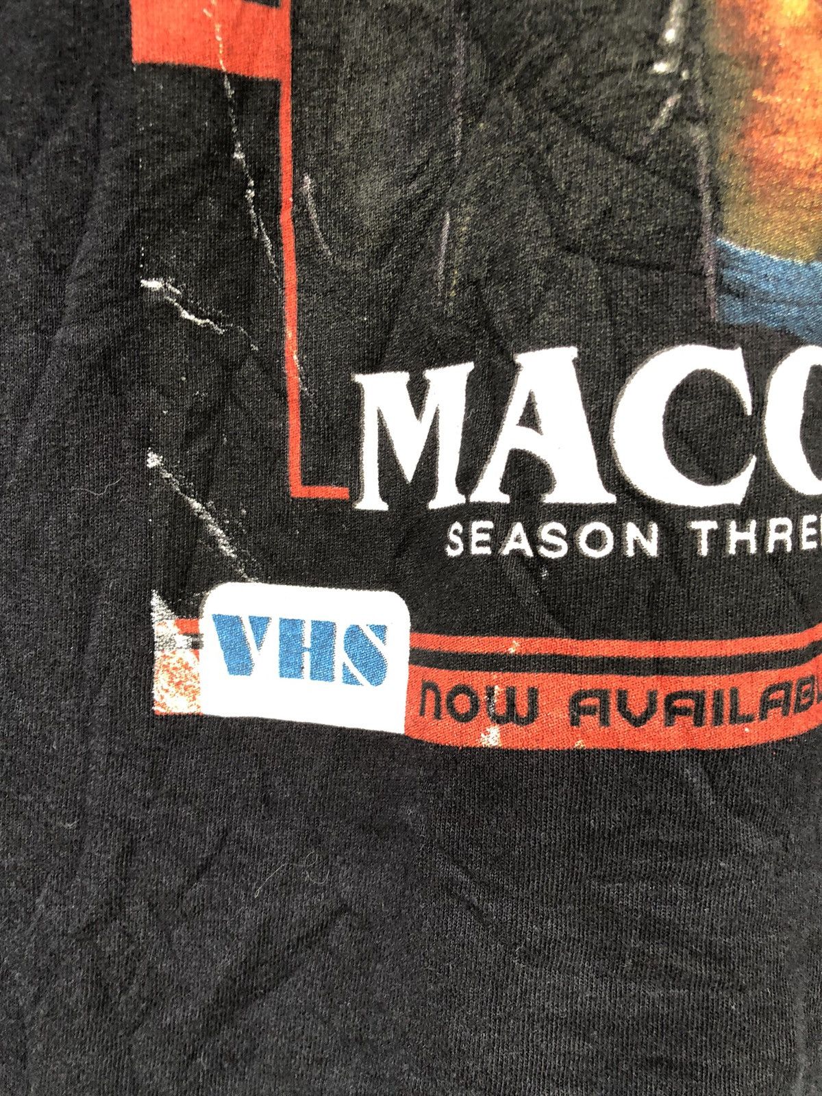 Vintage VINTAGE Y2K MACGYVER VHS MOVIE TEE Size US XL / EU 56 / 4 - 9 Thumbnail