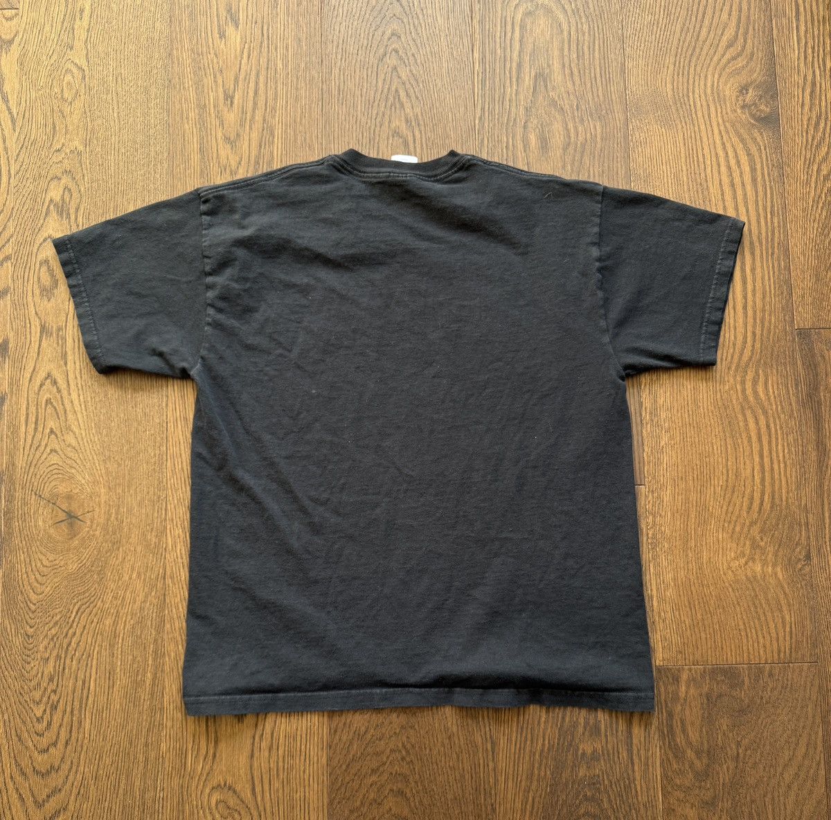 Vintage Vintage Y2K Panic! At The Disco Magician Graphic Tee Size US L / EU 52-54 / 3 - 5 Thumbnail